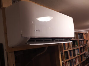 Mini-Split Heat Pump (Blower)